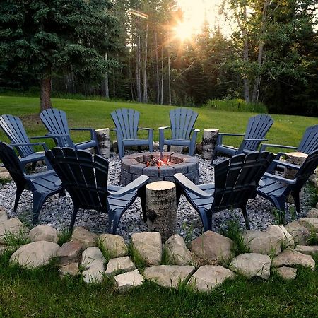 Sleepy Creek Country Manor Bragg Creek Exterior photo